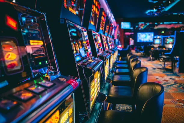 slot kencana featured game showcase